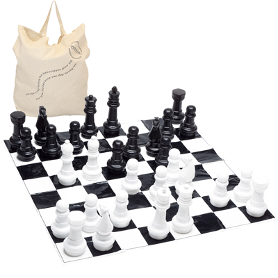 garden-chess-set